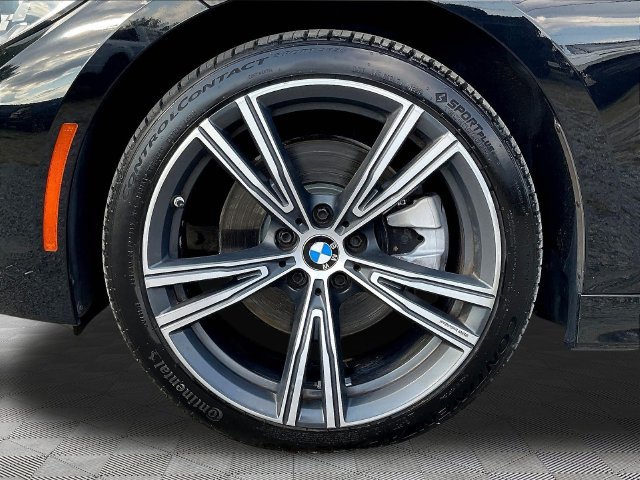 Used 2021 BMW 330i Sedan w/ Premium Package RWD image 35