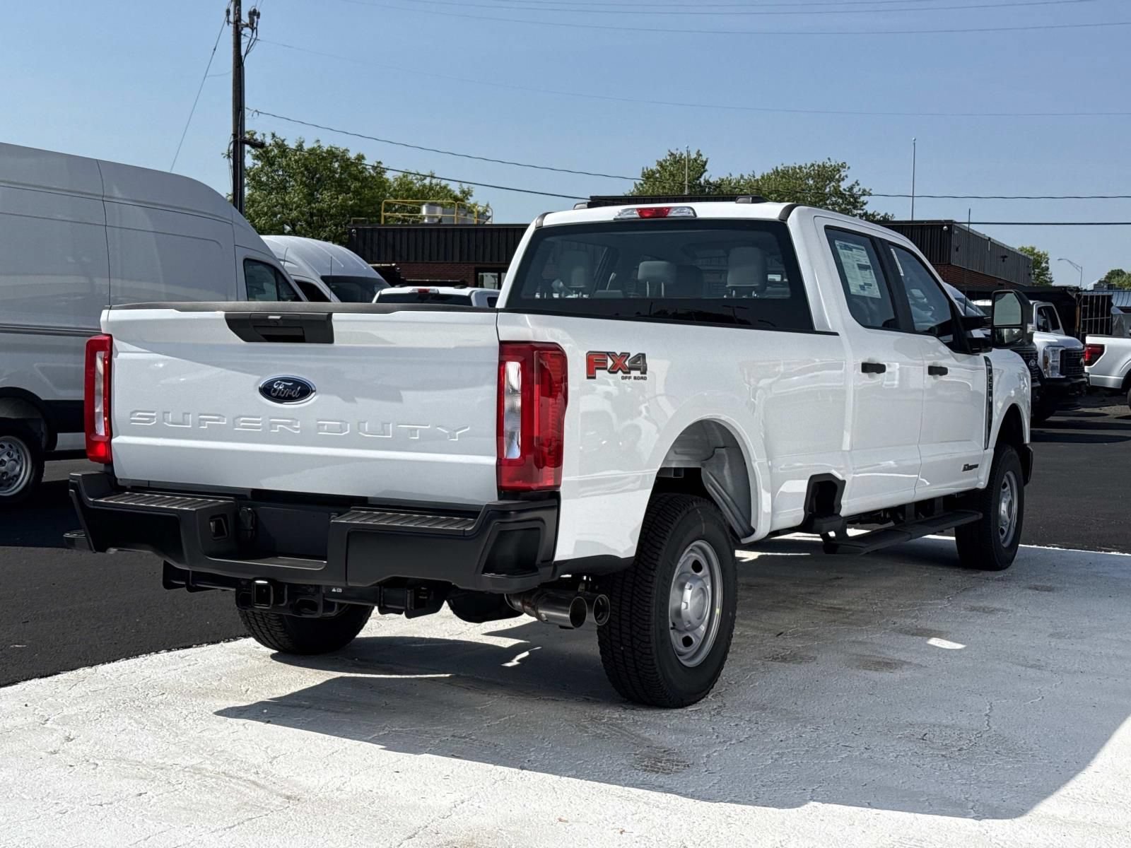 New 2026 Ford F250 XL w/ XL Driver Assist Package AWD/4WD image 3