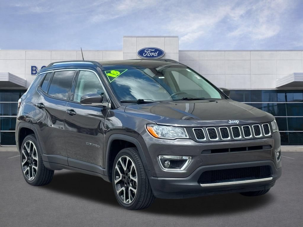 Used 2018 Jeep Compass Limited w/ Navigation Group FWD image 2