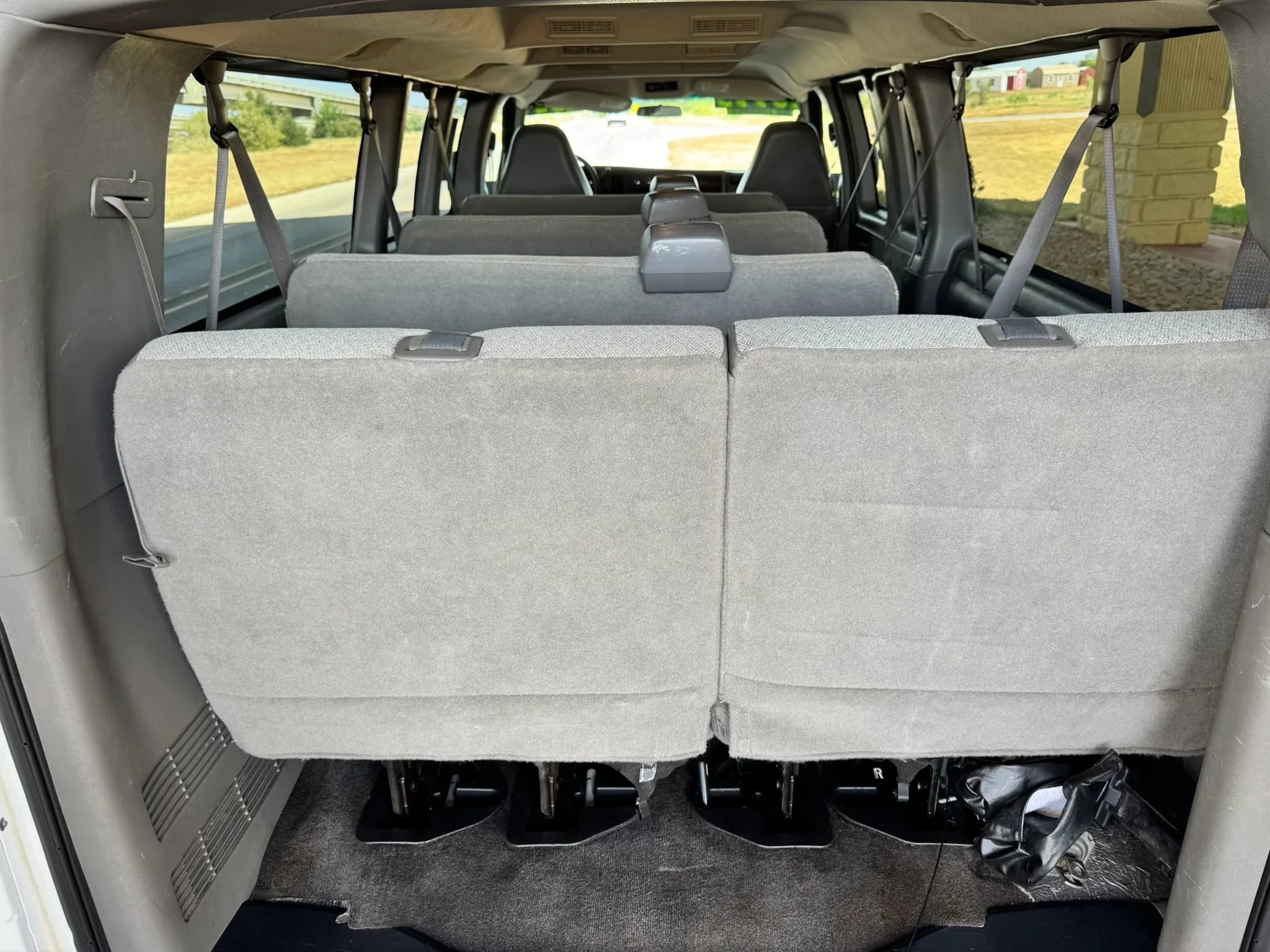Used 2008 Chevrolet Express 3500 Extended Passenger w/ LT Preferred Equipment Group RWD image 16