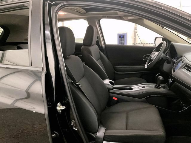 Used 2017 Honda HR-V EX image 7