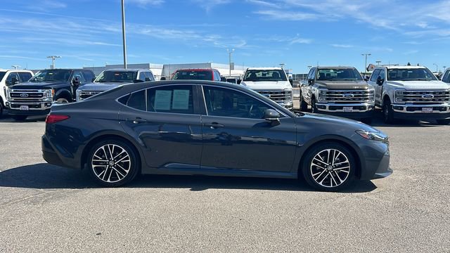 Used 2025 Toyota Camry XLE w/ Premium Plus Package image 2