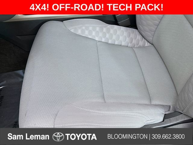 Used 2023 Toyota Tundra SR5 w/ TRD Off-Road Package image 19