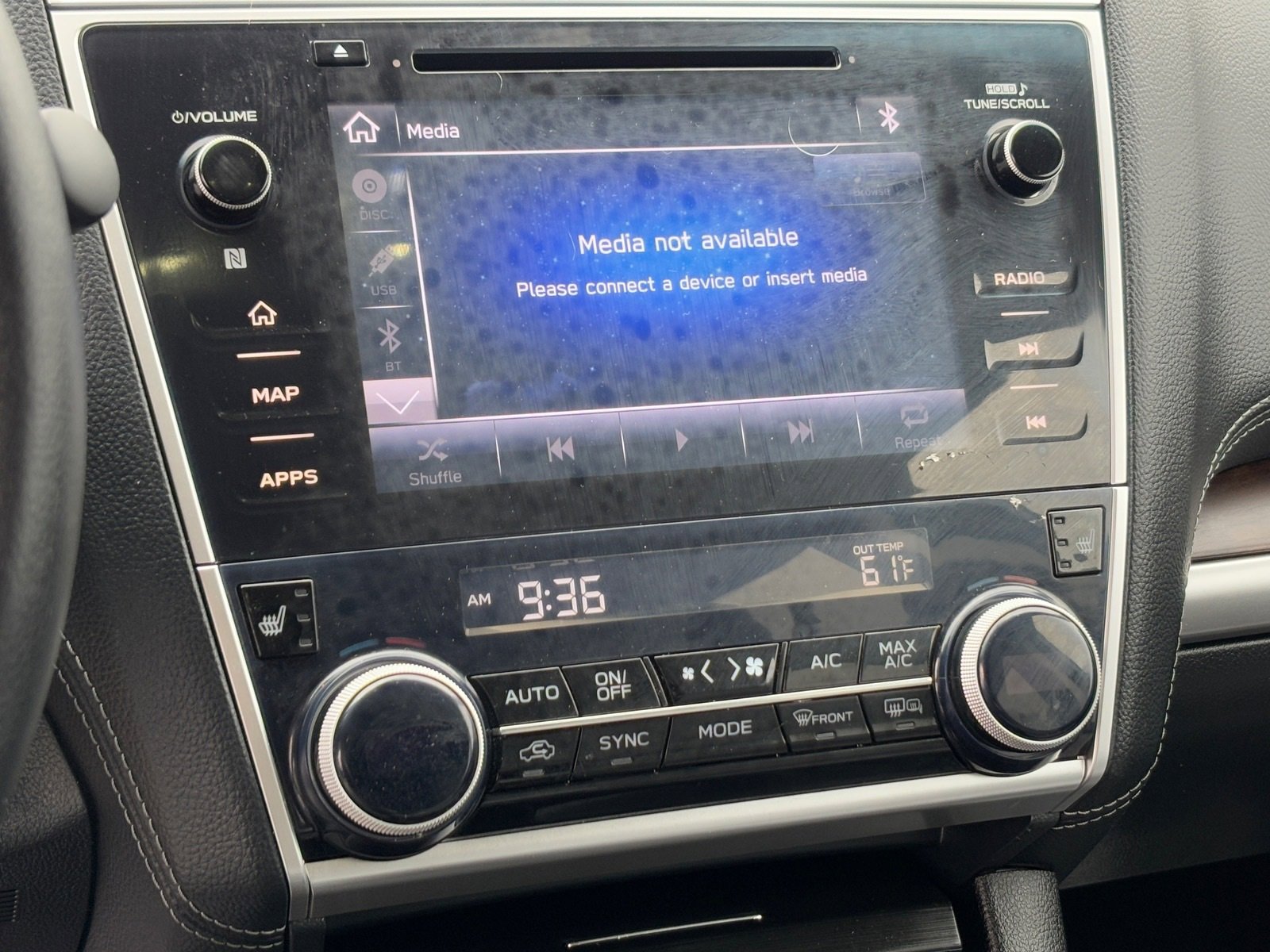 Used 2018 Subaru Outback 2.5i Limited image 24