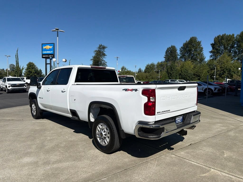 Used 2026 Chevrolet Silverado 2500 LT AWD/4WD image 3