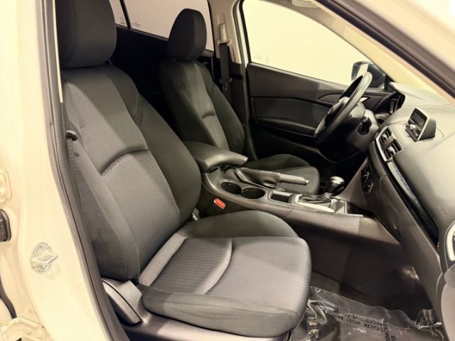 Used 2015 MAZDA MAZDA3 i SV FWD image 36