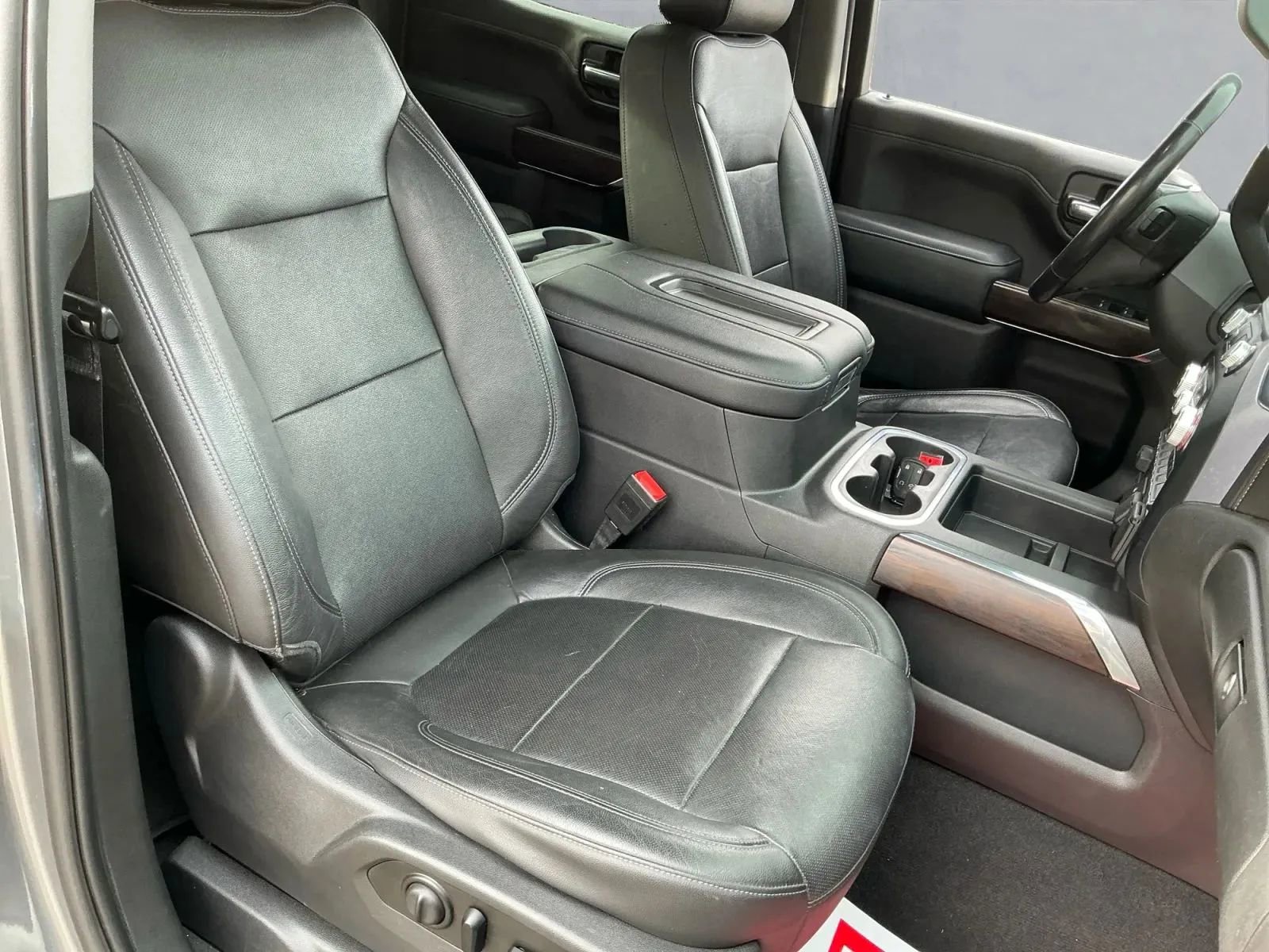 Used 2019 GMC Sierra 1500 SLT image 23