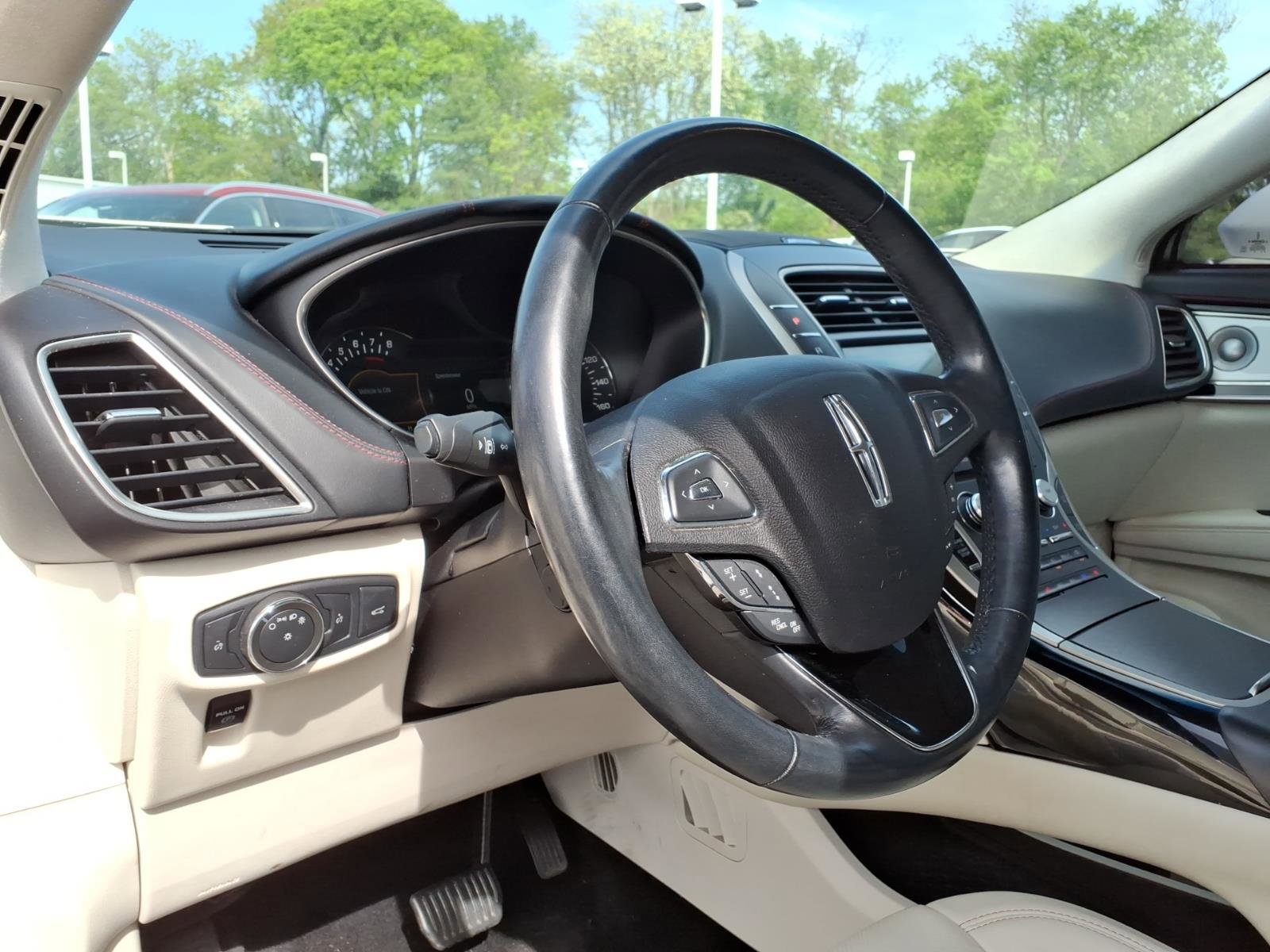 Used 2017 Lincoln MKX Black Label w/ Driver Assistance Package FWD image 14