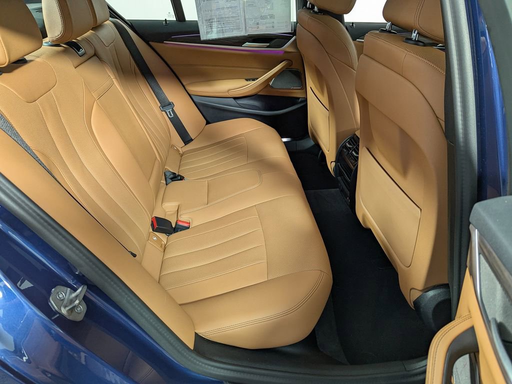 Certified 2023 BMW 530i xDrive w/ Premium Package AWD/4WD image 40