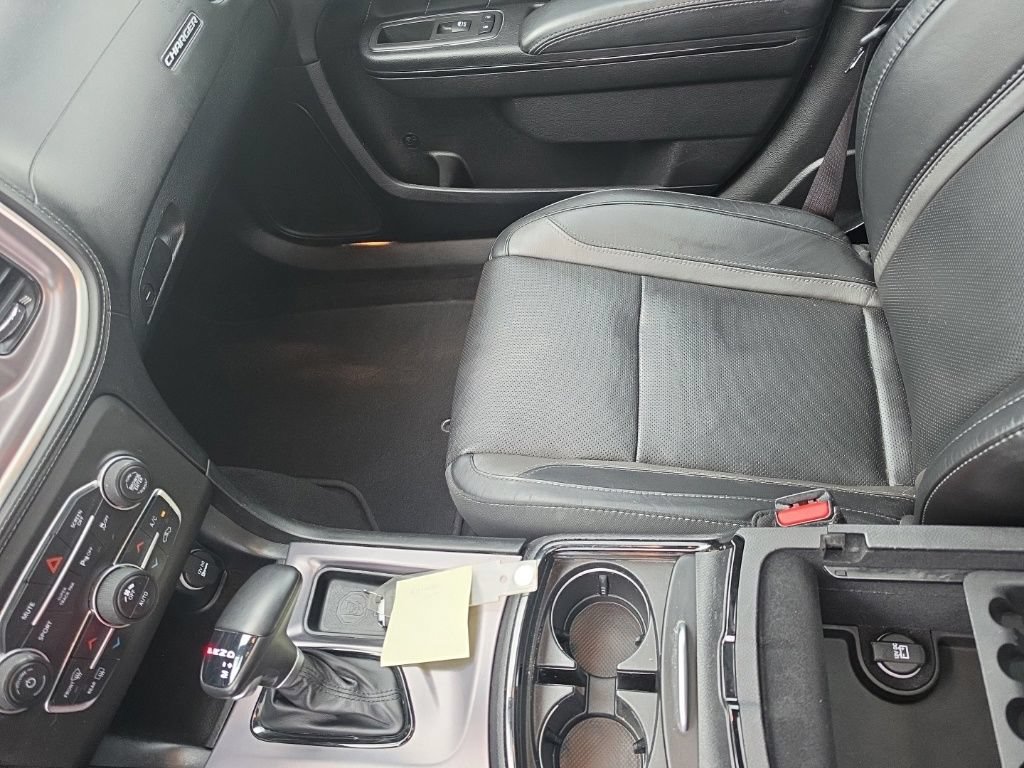 Used 2021 Dodge Charger SXT w/ Plus Group AWD/4WD image 26