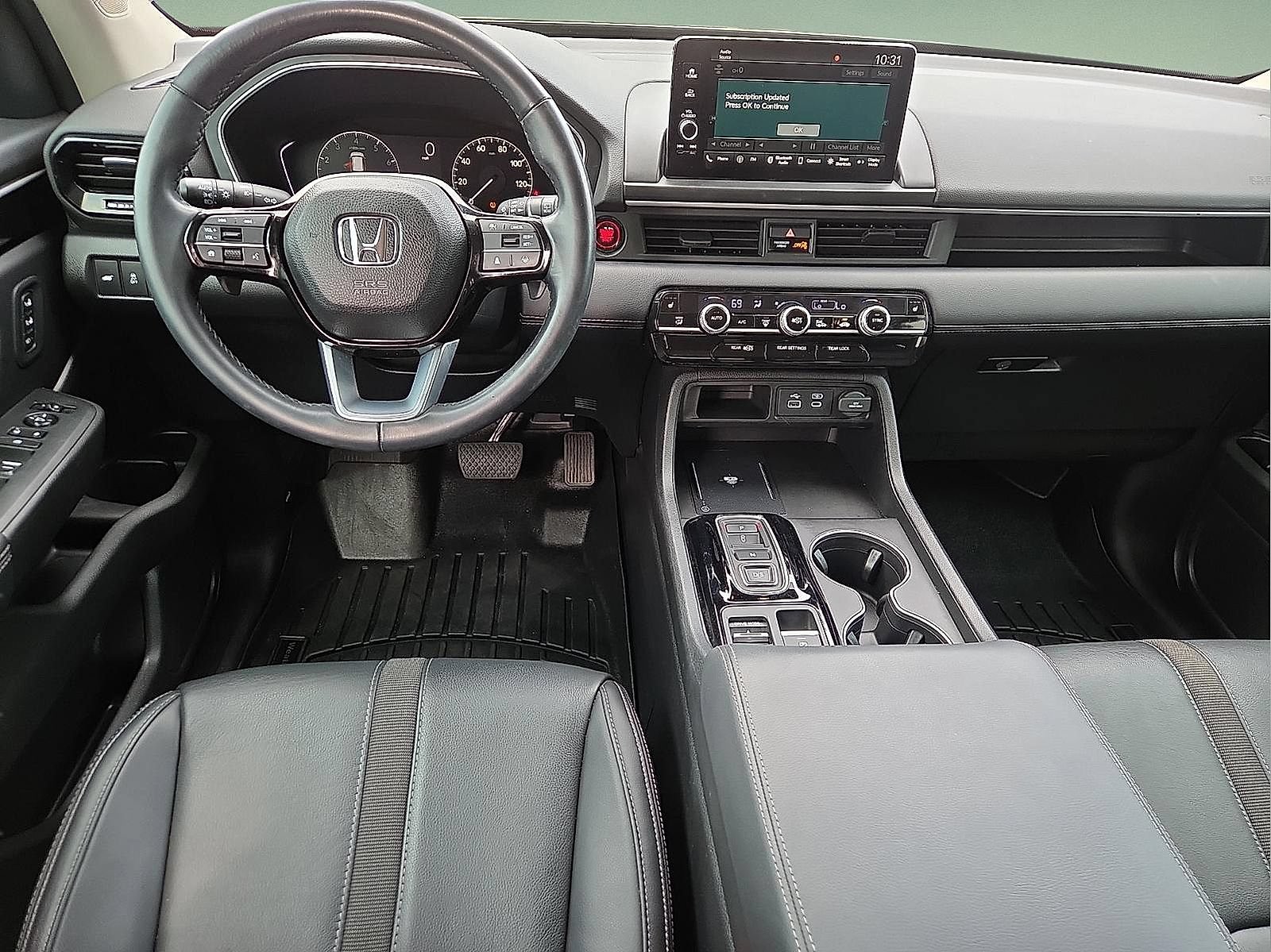 Used 2025 Honda Pilot EX-L image 11