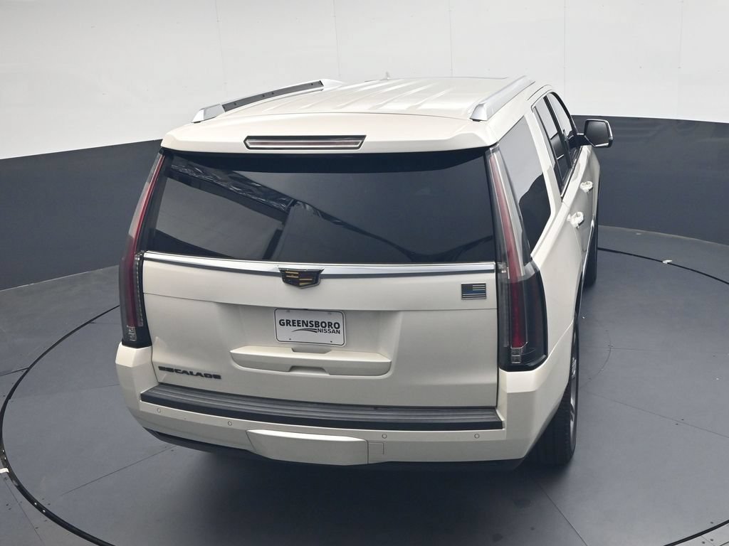 Used 2015 Cadillac Escalade Premium RWD image 27