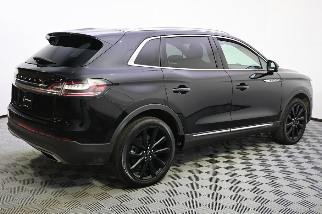 Used 2022 Lincoln Nautilus Reserve w/ Monochromatic Package image 7