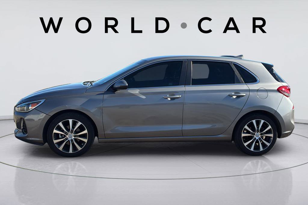 Used 2020 Hyundai Elantra GT image 12