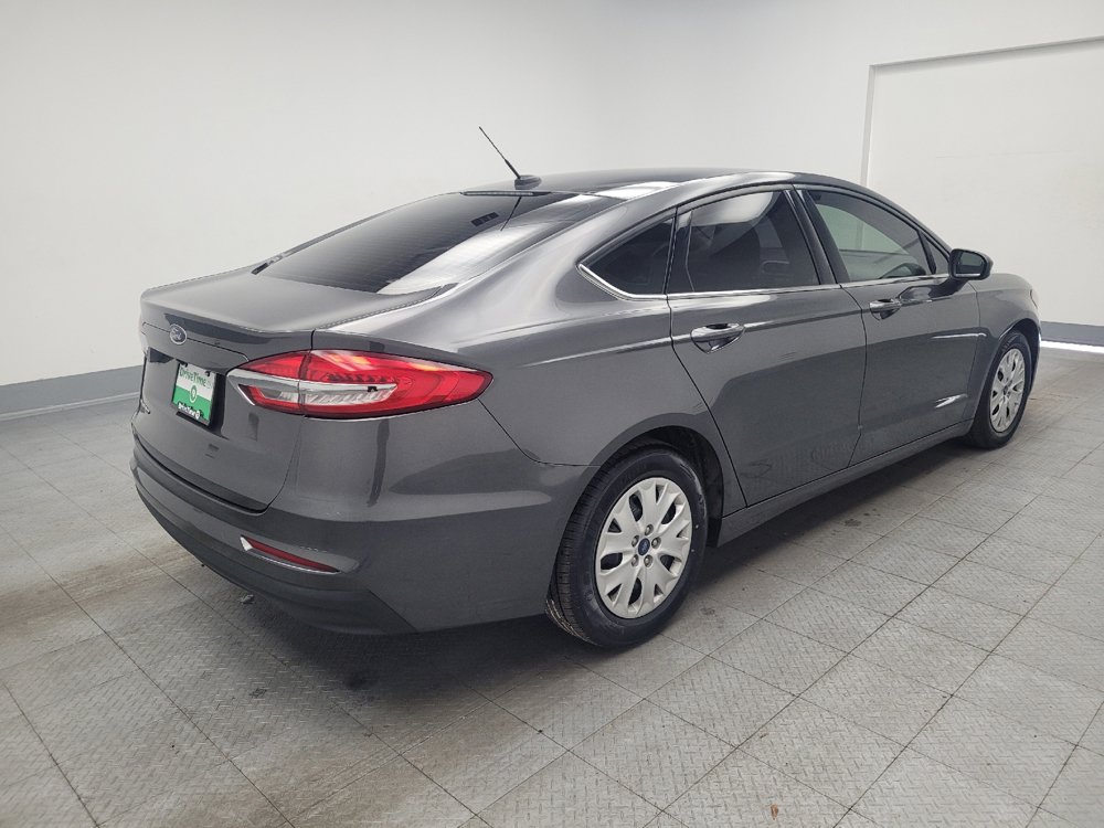 Used 2019 Ford Fusion S FWD image 9