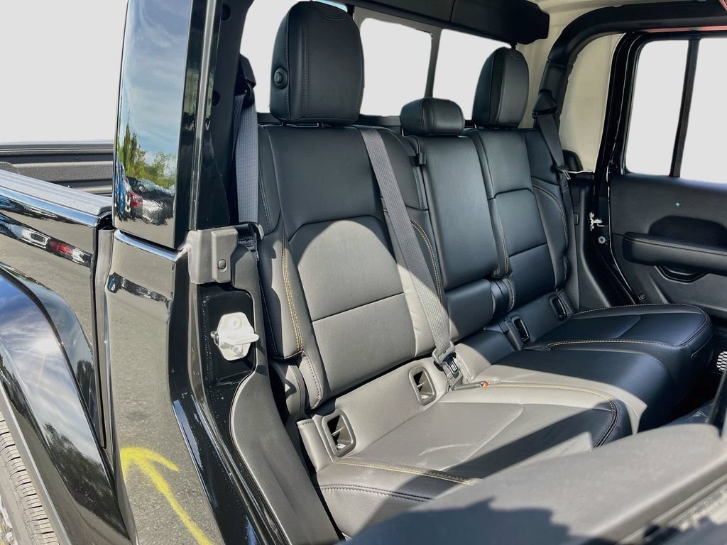 New 2026 Jeep Gladiator Sport AWD/4WD image 25