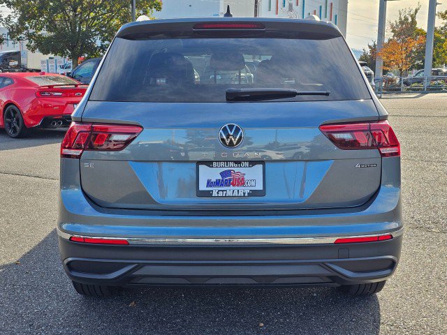 Used 2024 Volkswagen Tiguan SE w/ Panoramic Sunroof Package AWD/4WD image 4