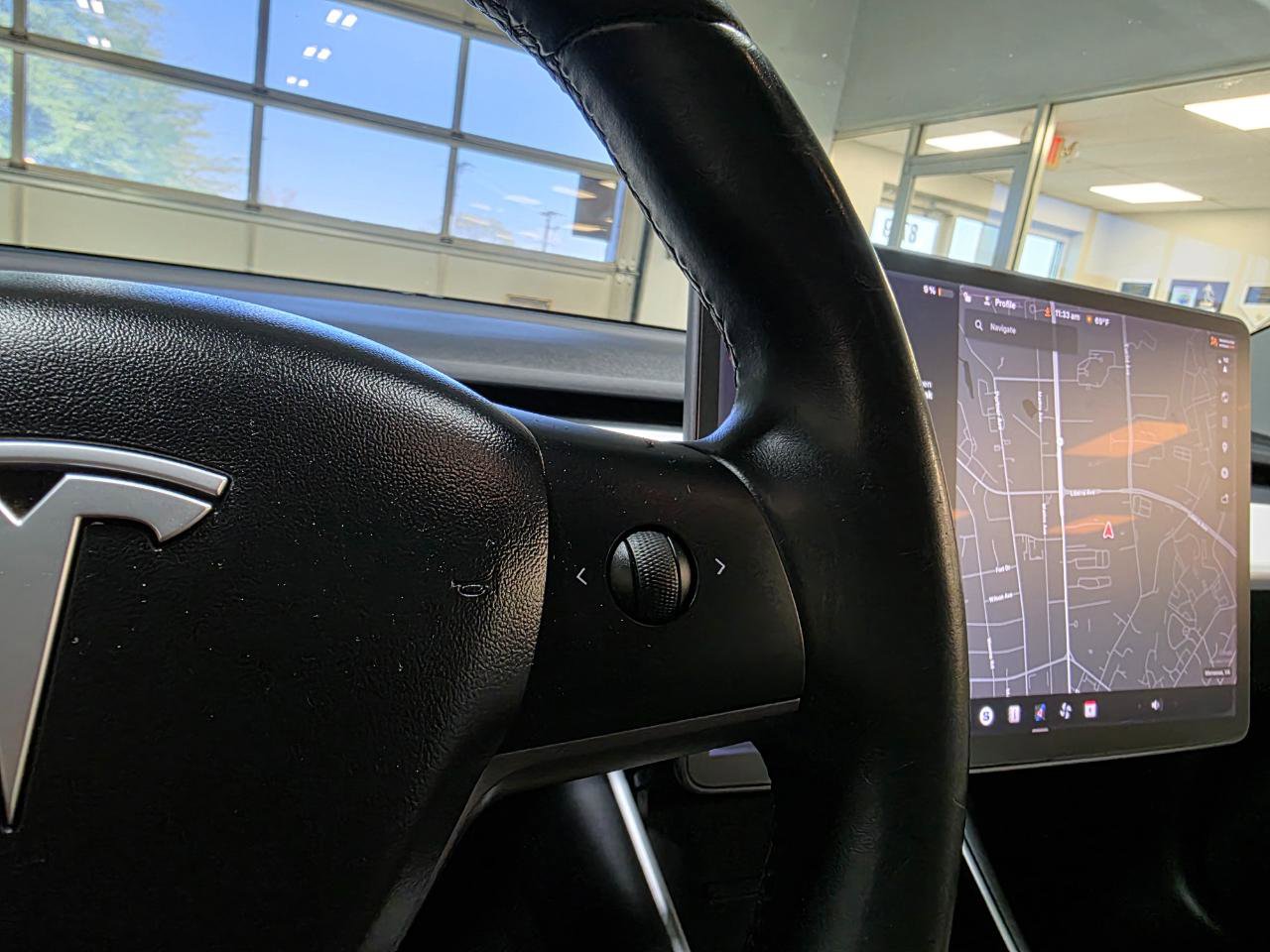 Used 2019 Tesla Model 3 Standard Range Plus image 30