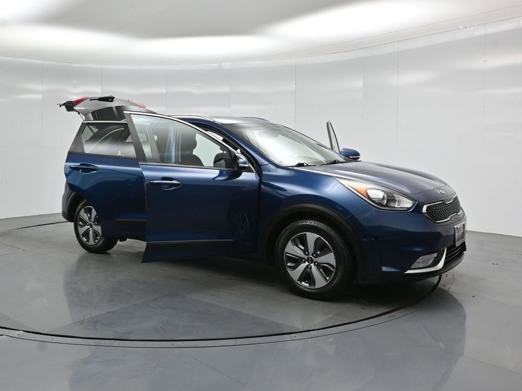 Used 2018 Kia Niro EX image 34