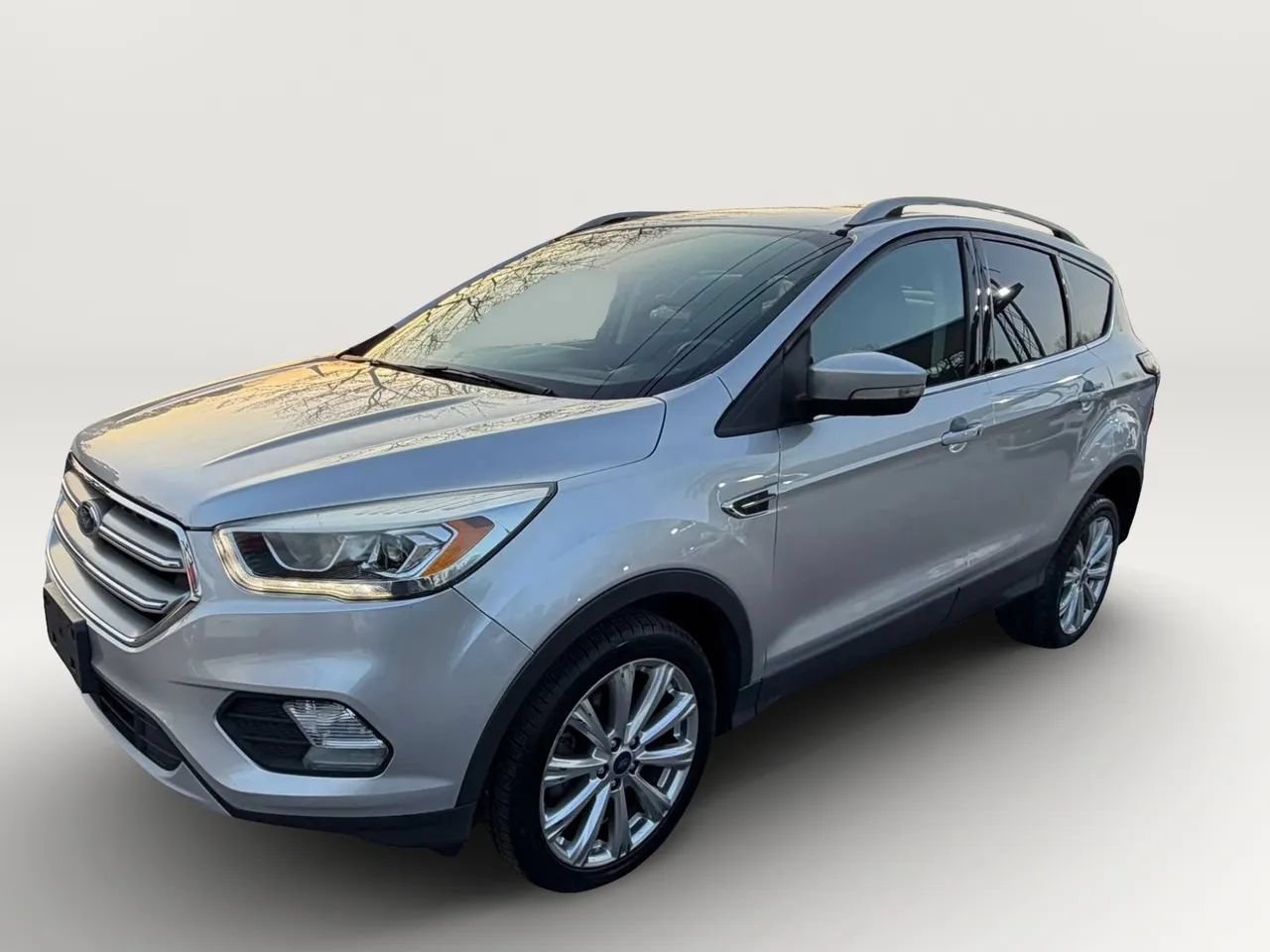 Used 2017 Ford Escape Titanium FWD image 7