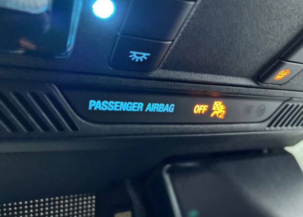 Used 2024 Ford Bronco Outer Banks image 6