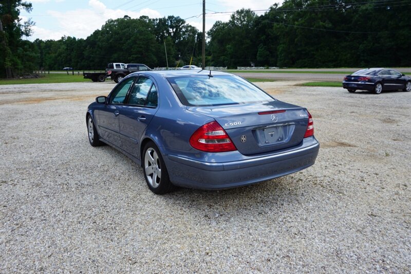 Used 2004 Mercedes-Benz E 500 4MATIC Sedan image 11