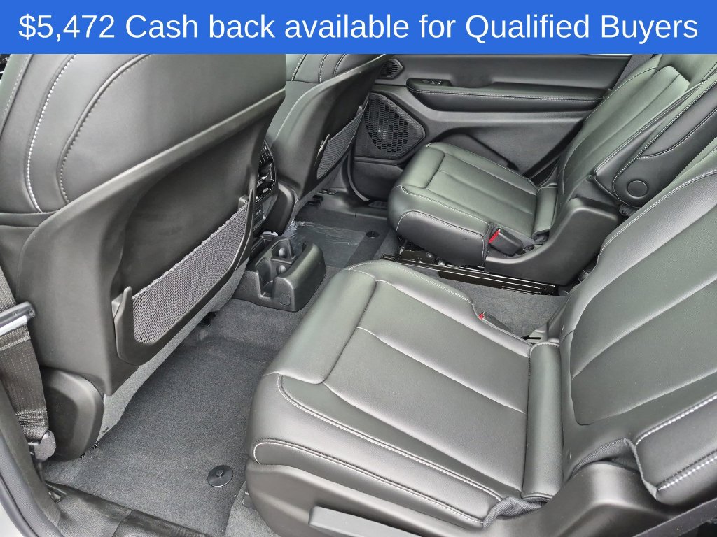 New 2026 Jeep Grand Cherokee L Limited w/ Limited Altitude Package AWD/4WD image 22