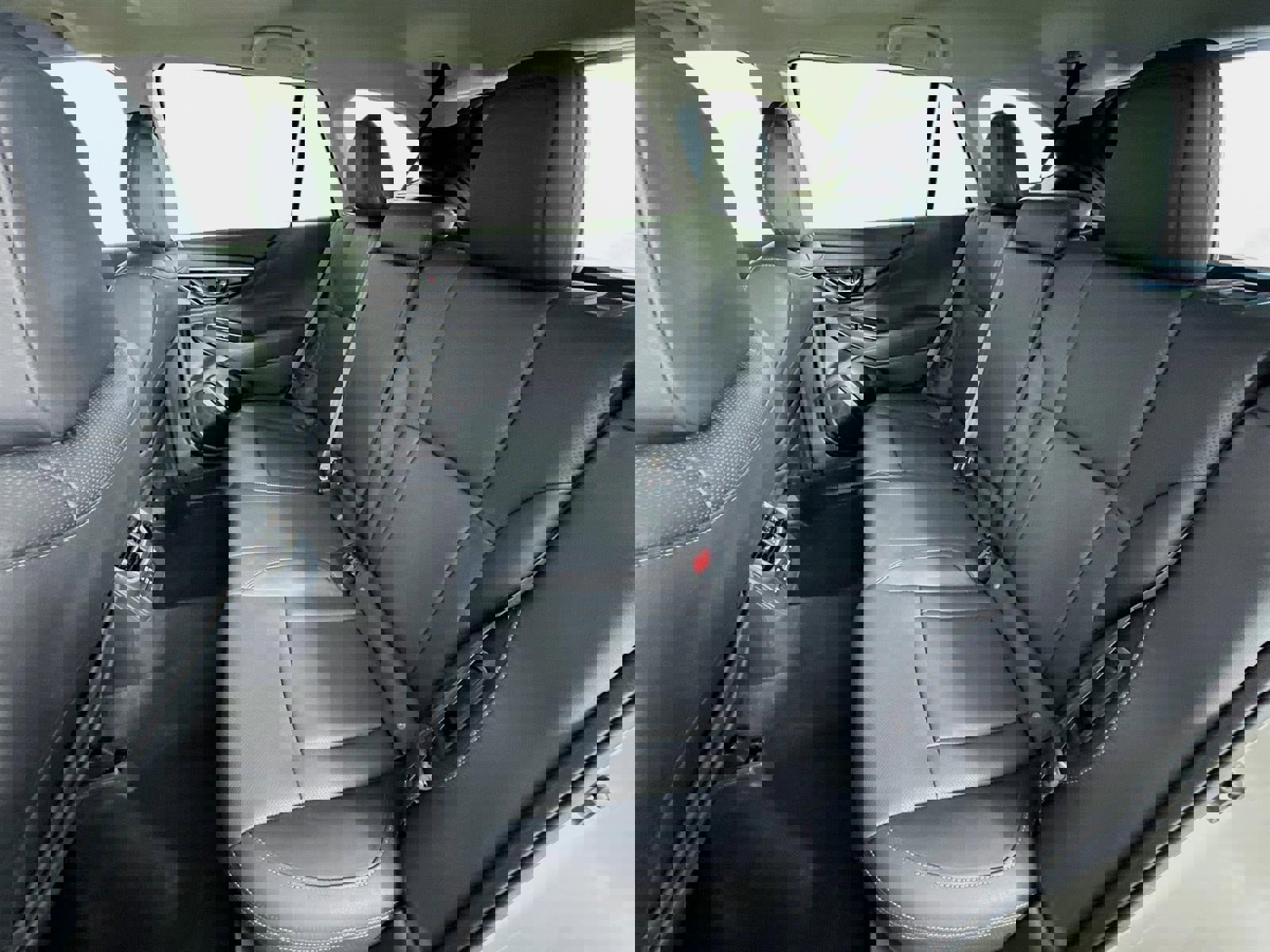 Used 2023 Subaru Outback Touring XT image 25