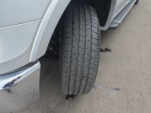 Used 2017 Ford F150 Lariat w/ Equipment Group 501A Mid image 22