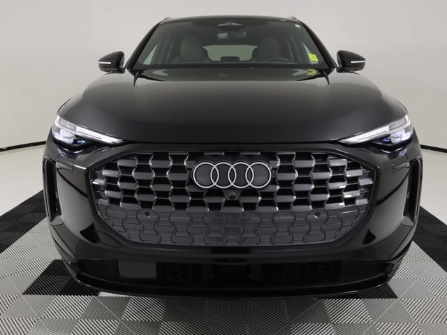 Certified 2025 Audi Q5 Premium Plus w/ Premium Plus AWD/4WD image 8