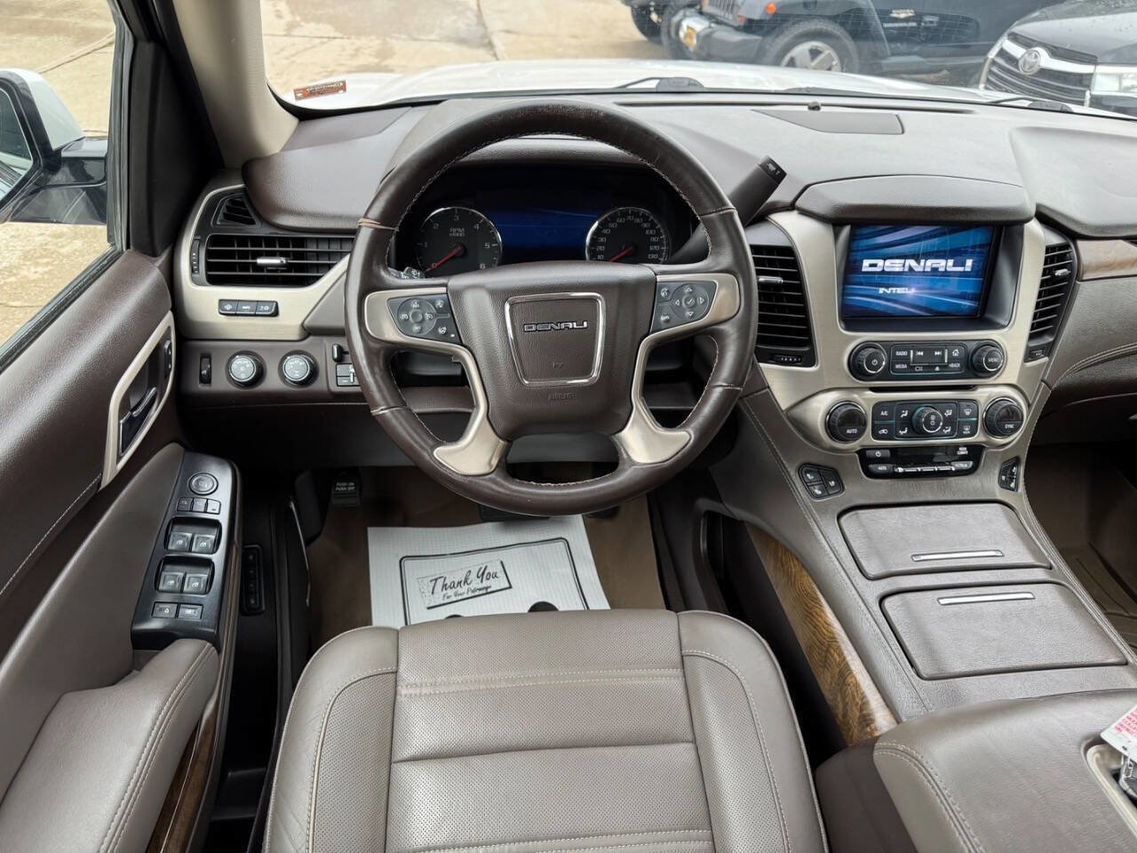 Used 2019 GMC Yukon XL Denali image 15