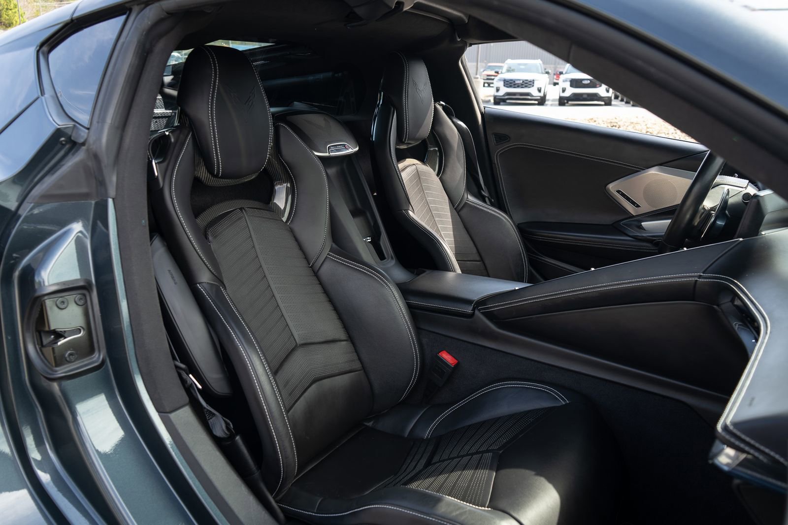 Used 2020 Chevrolet Corvette Stingray Premium Cpe w/ 3LT Preferred Equipment Group image 41