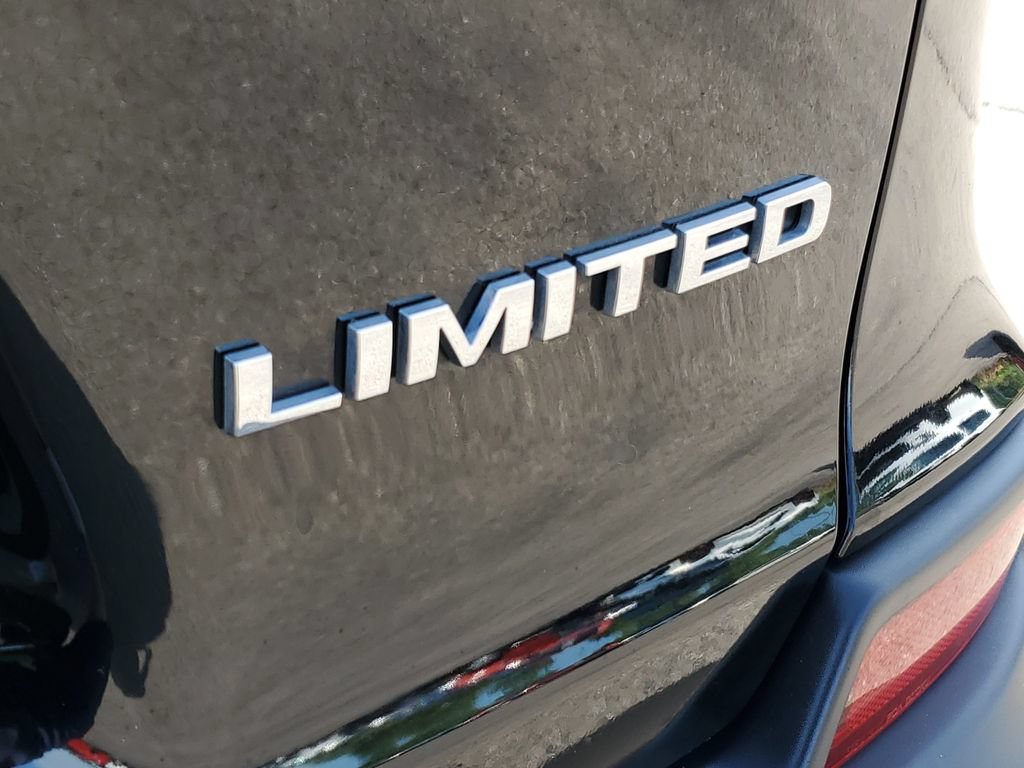 Used 2020 Jeep Cherokee Limited AWD/4WD image 31