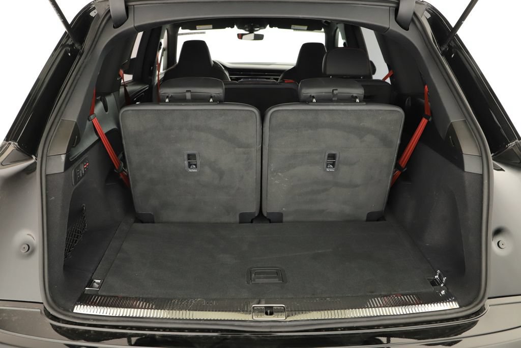 Certified 2026 Audi Q7 3.0T Prestige w/ Prestige Package AWD/4WD image 30