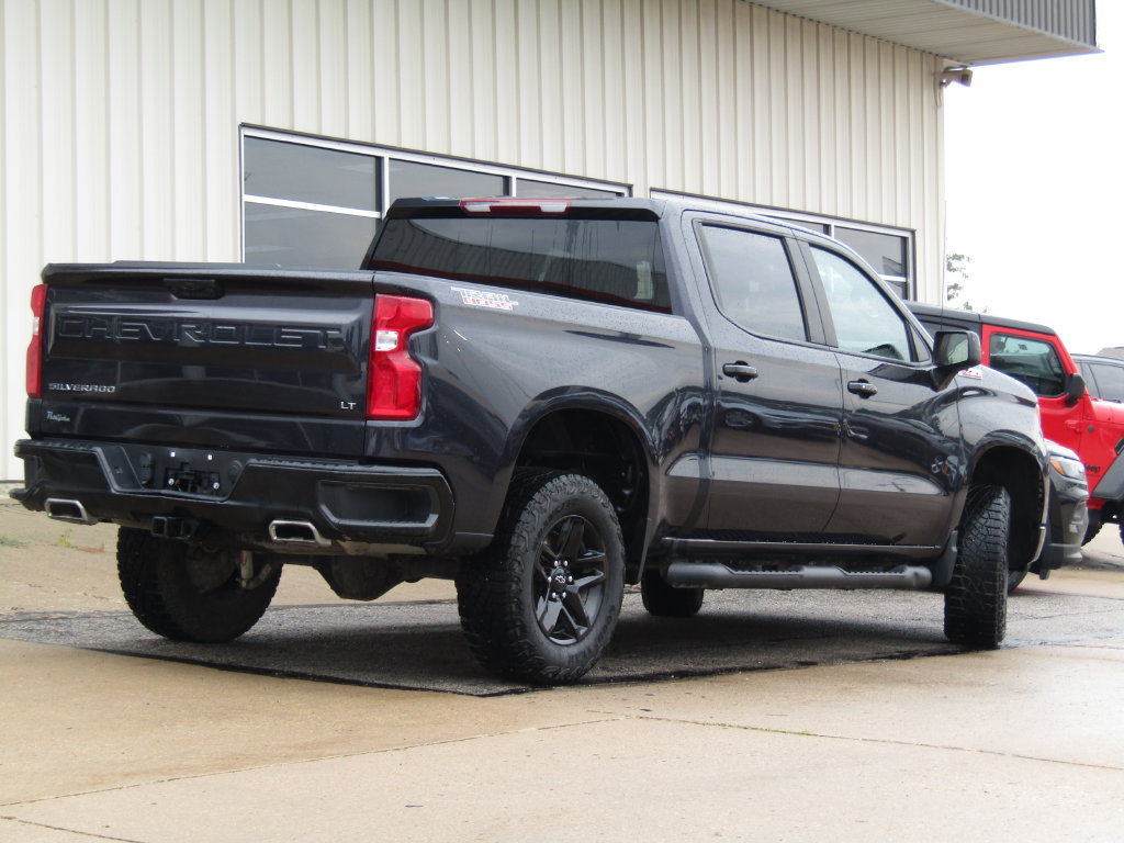 Used 2024 Chevrolet Silverado 1500 LT Trail Boss AWD/4WD image 3