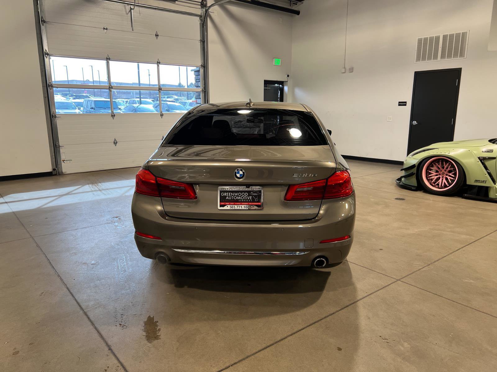 Used 2019 BMW 530e xDrive 530e xDrive iPerformance w/ Premium Package image 4