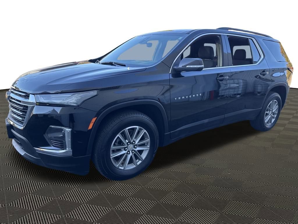 Used 2023 Chevrolet Traverse LT