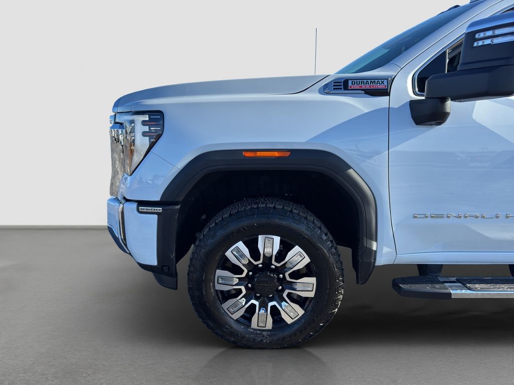 New 2026 GMC Sierra 2500 Denali w/ Denali Reserve Package AWD/4WD image 22