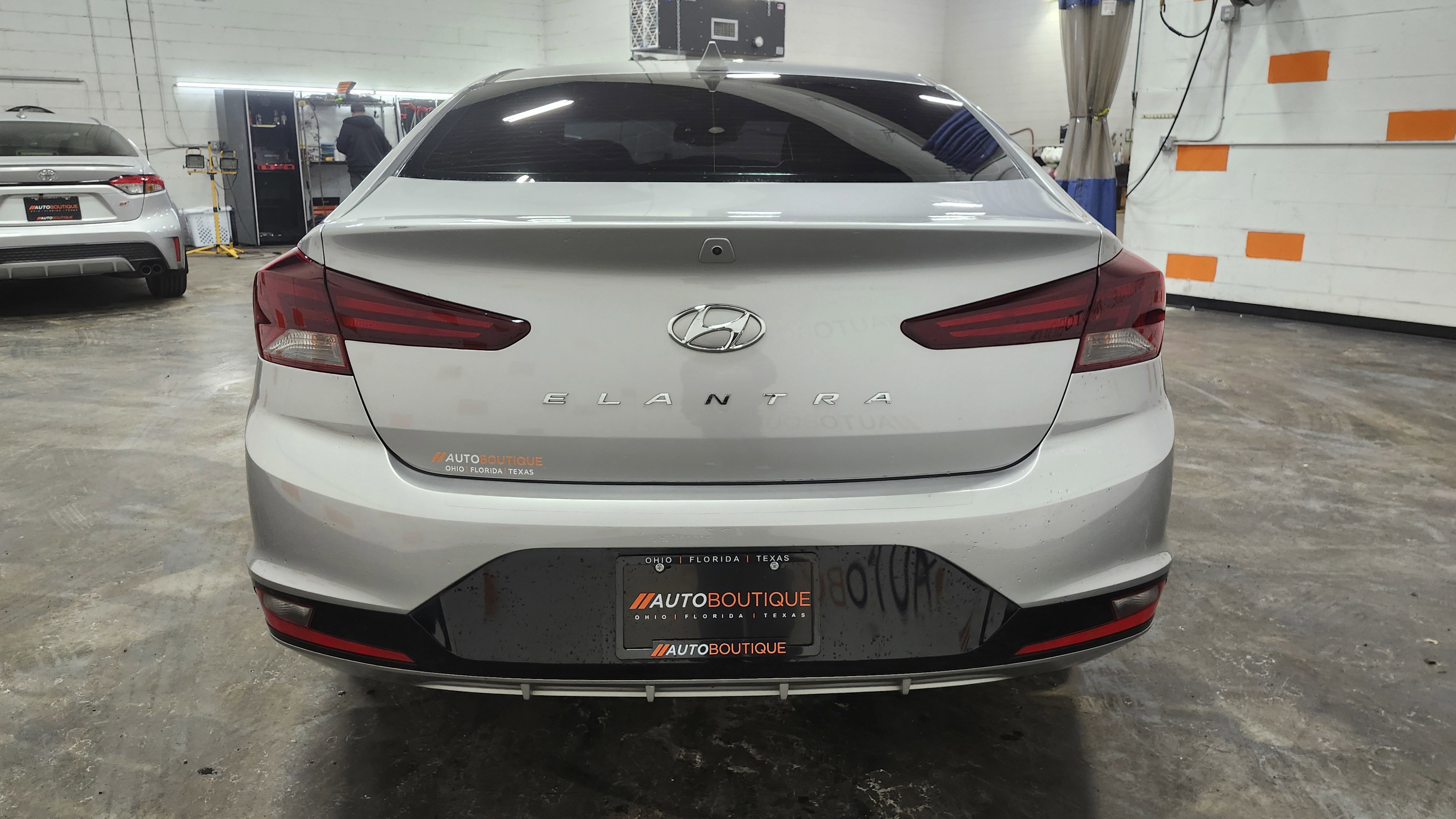 Used 2020 Hyundai Elantra Value Edition w/ Winter Weather Package image 17