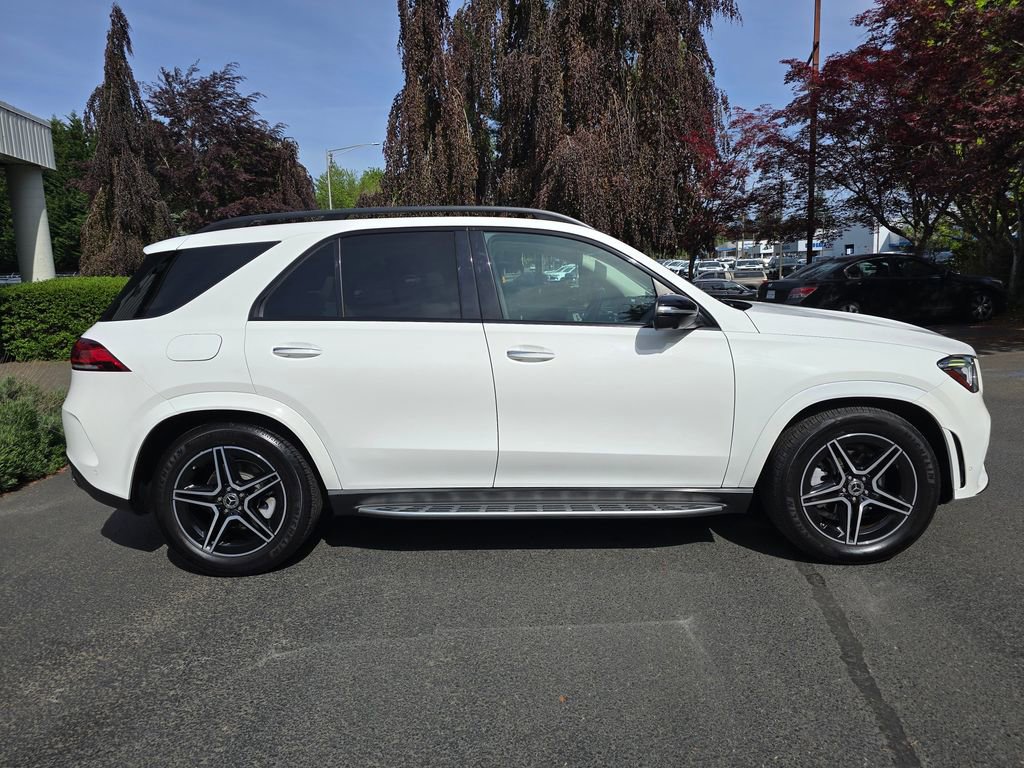 Used 2021 Mercedes-Benz GLE 350 4MATIC image 3