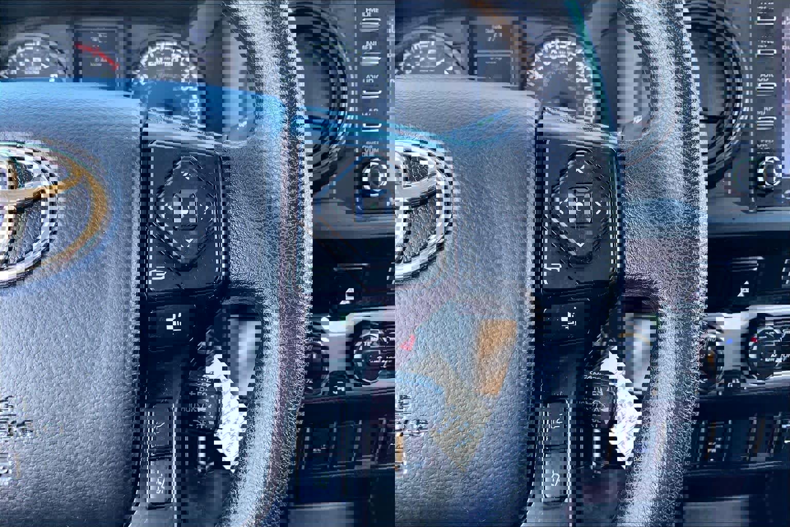 Used 2023 Toyota Tacoma SR image 24