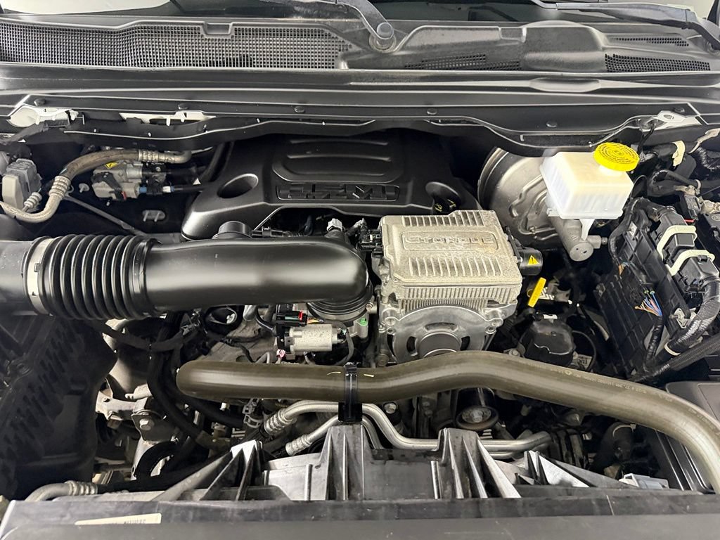 Used 2024 RAM 1500 Big Horn AWD/4WD image 32