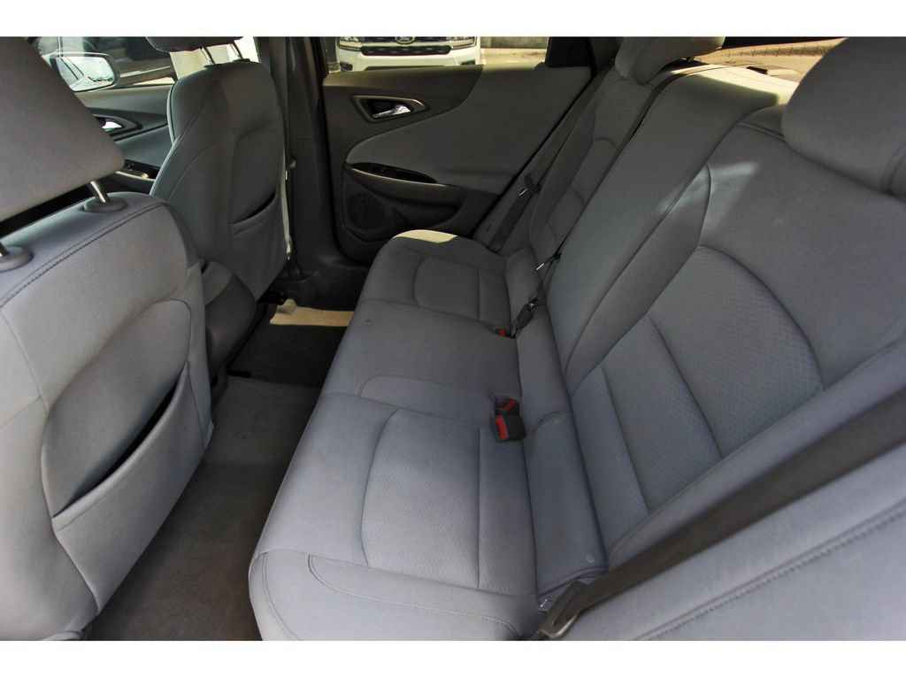 Used 2022 Chevrolet Malibu LS FWD image 7