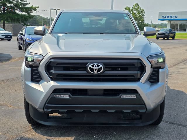 Used 2024 Toyota Tacoma SR5 AWD/4WD image 4