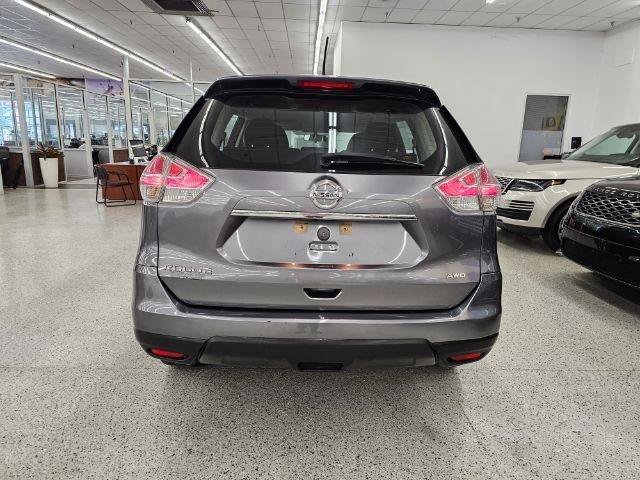 Used 2016 Nissan Rogue S AWD/4WD image 6