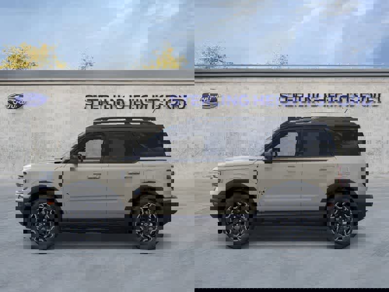 New 2025 Ford Bronco Sport Outer Banks image 3