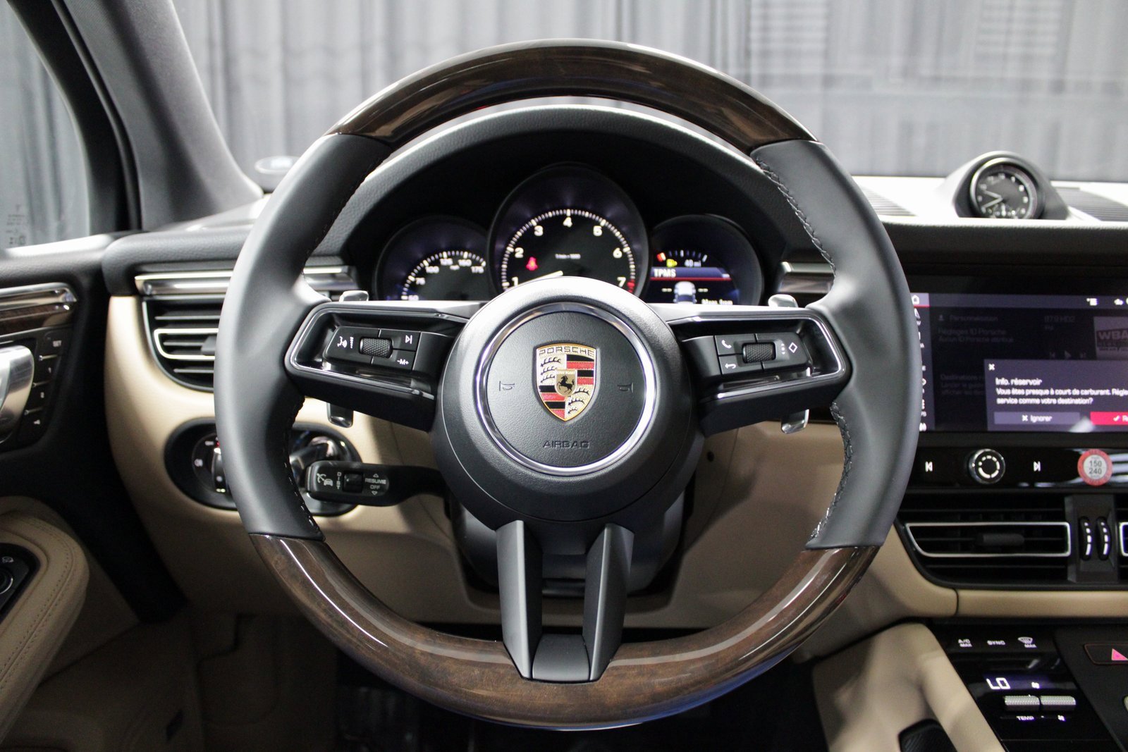 New 2026 Porsche Macan image 27