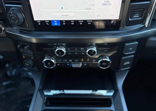 New 2026 Ford F250 Lariat w/ Lariat Ultimate Package AWD/4WD image 24