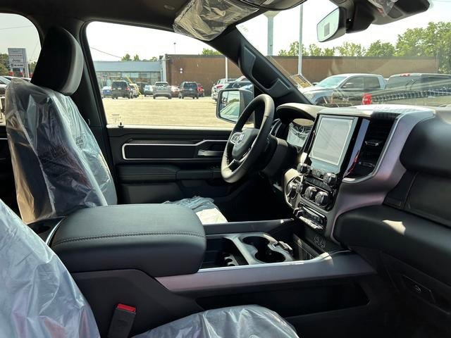 New 2025 RAM 1500 Big Horn image 31