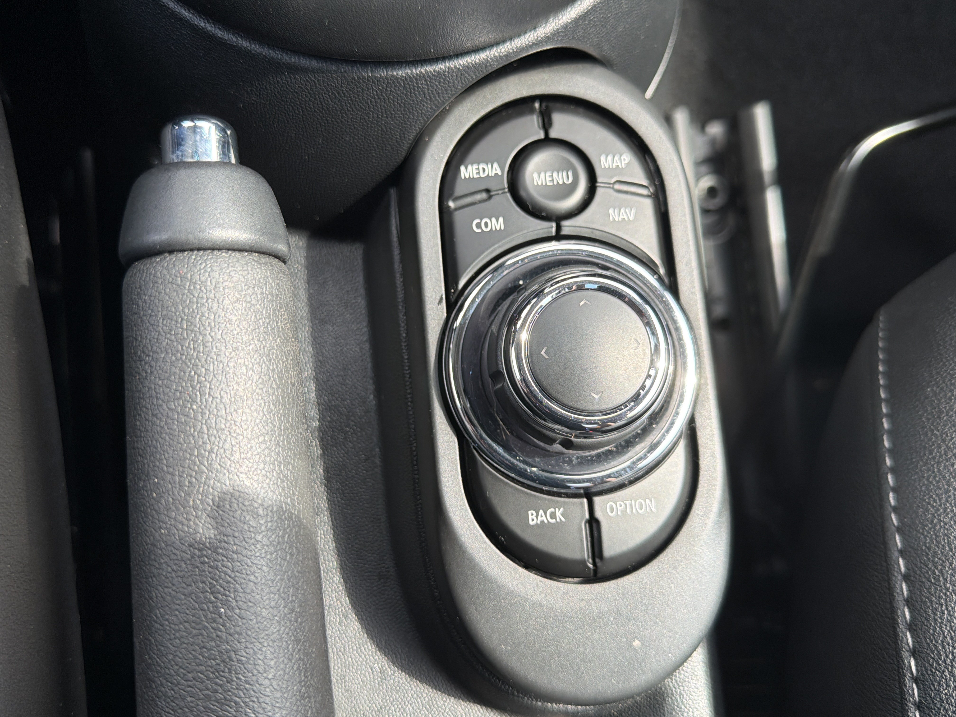 Certified 2024 MINI Cooper S FWD image 35